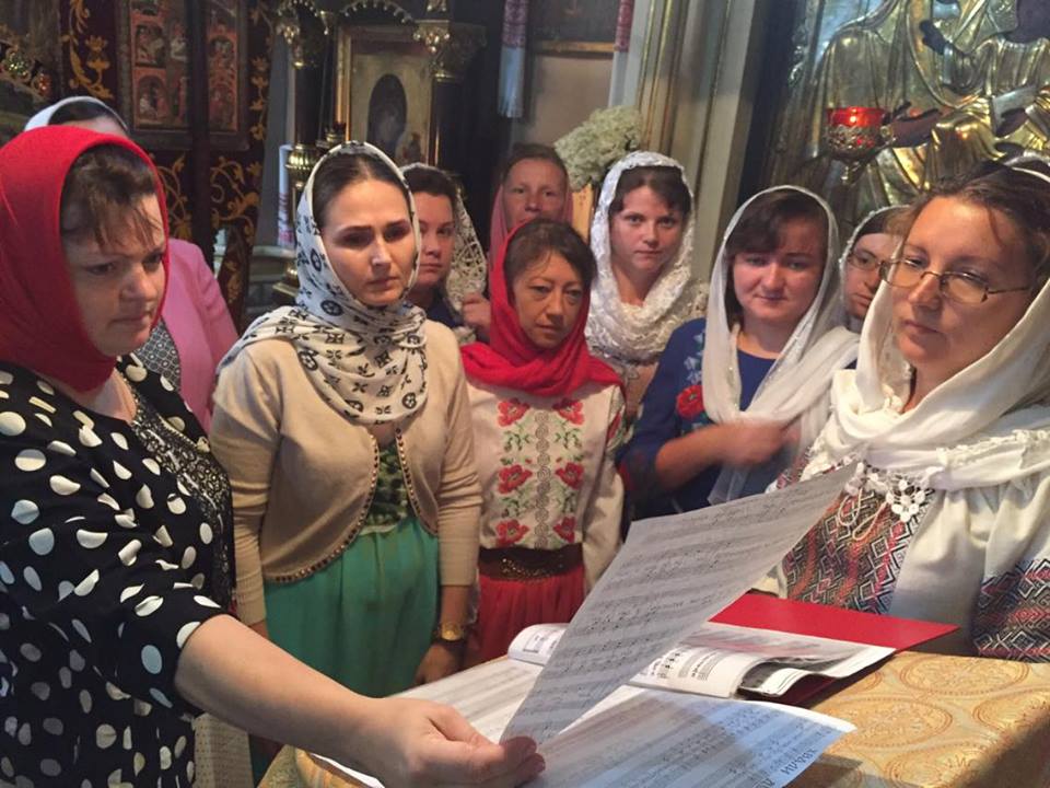 Зустріч випускників ВДС 2001 року: Божественна Літургія