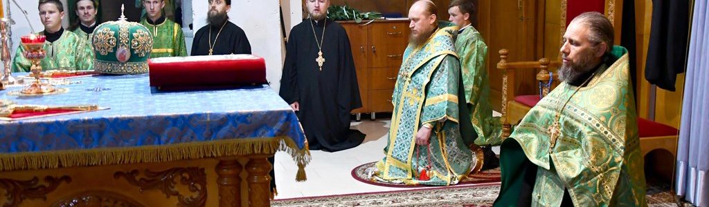 Ректор ВДС молитовно привітав владику Афанасія з Днем Ангела