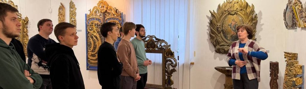 Вихованці ВДС ознайомилися з Великодньою виставкою у Музеї Волинської ікони
